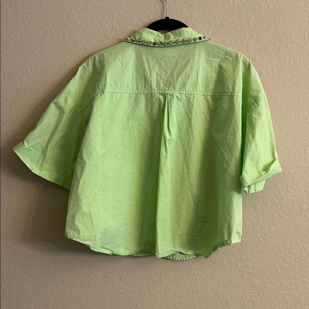 Studded Light Green Cropped Button-Down Shirt with Graphic Heart & Eye - Picture 3 of 7